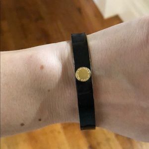 Black and gold bangle